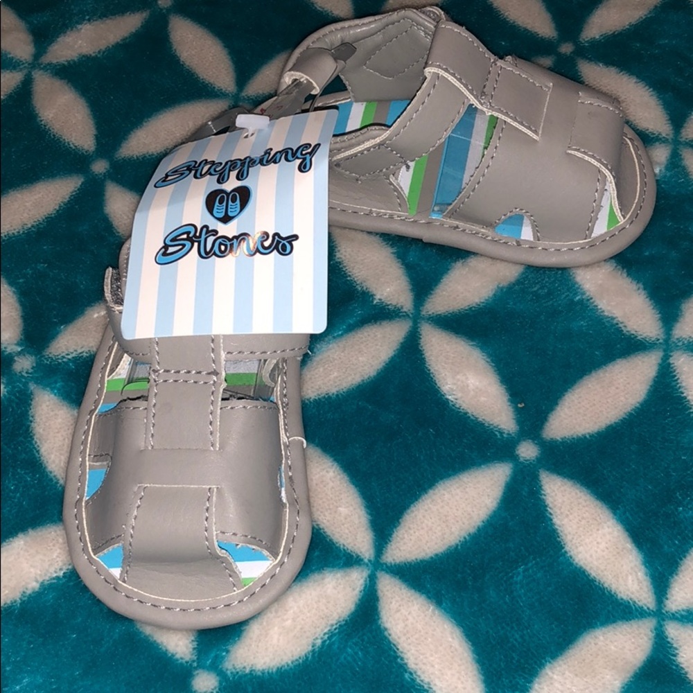 BRAND NEW! Adorable baby sandals